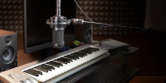 Audio-Technica AT2035 Cardioid Condenser Microphone Audio-Technica AT2035 studio microphone Nairobi
