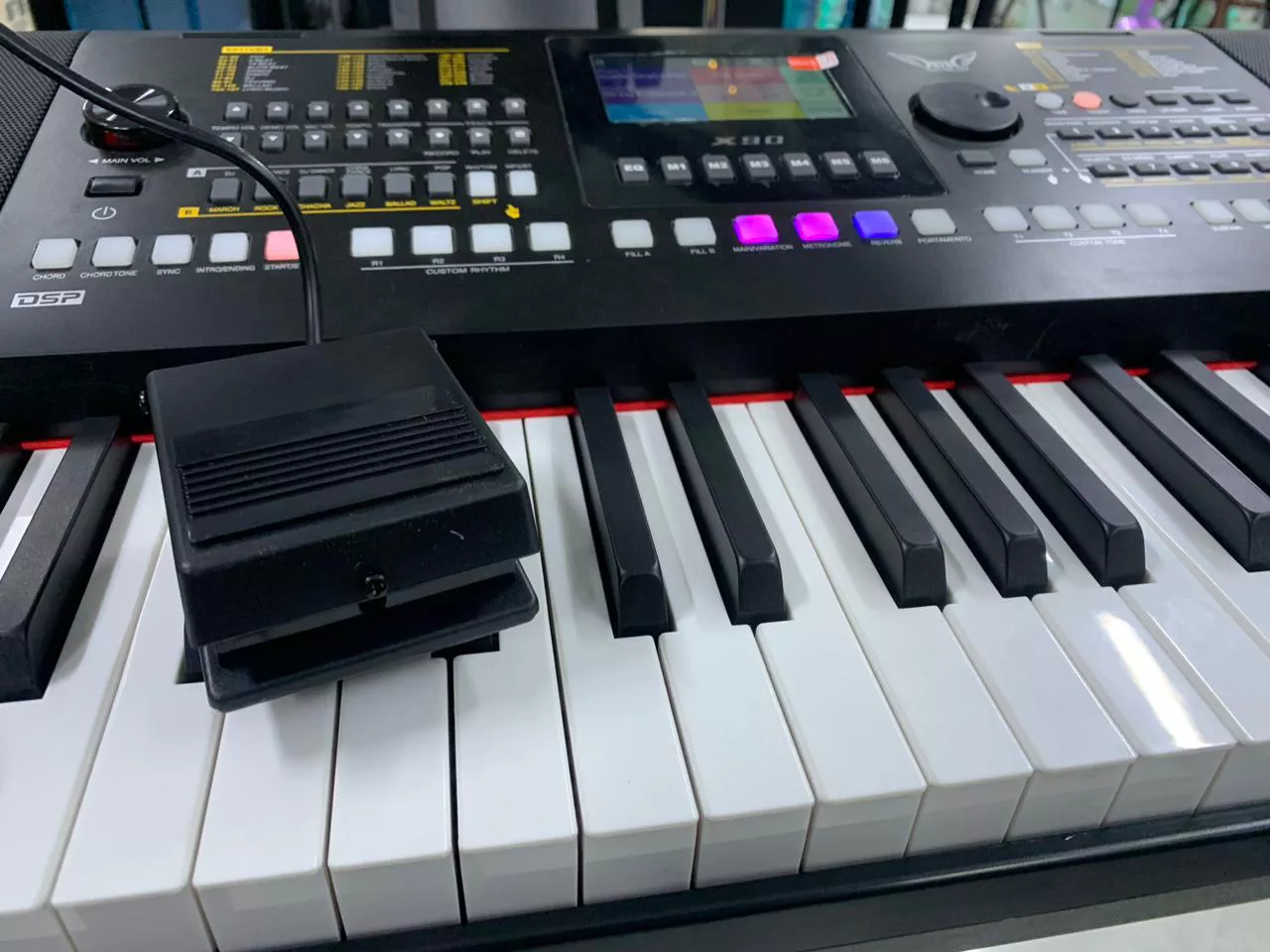 XTS X90 61-Key Rechargeable Electronic Keyboard Keyboard Piano for Students