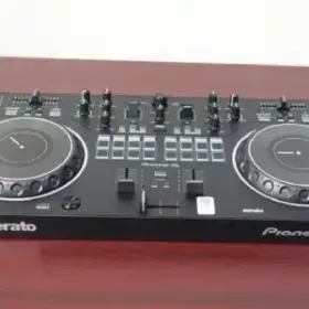 Pioneer DDJ-REV1 review