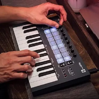 25 Keys MIDI Keyboard