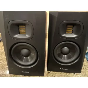 ADAM Audio T5V 2