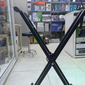 Double keyboard stand YM 310
