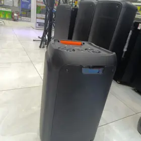 Eden ED-823 powered speaker with mic receiver Nairobi