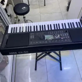 Korg EK-50 digital keyboard