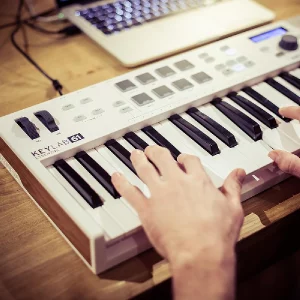 Arturia KeyLab Essential mk3