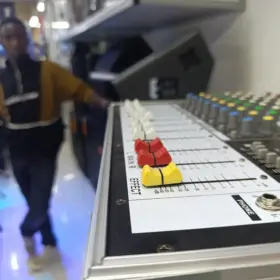 Soundmaster PMD 880 professional mixer