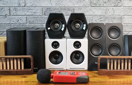 audio speakers