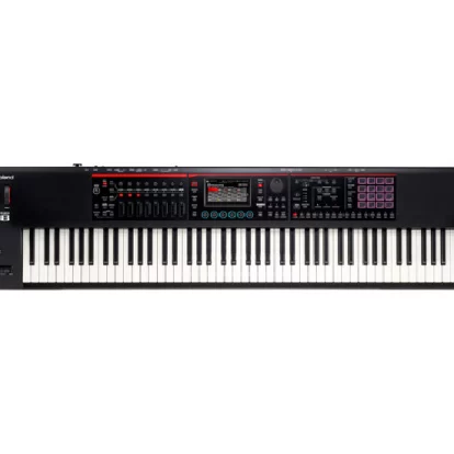 Roland FANTOM-08 synthesizer