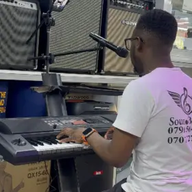 Kool Sound keyboard stand